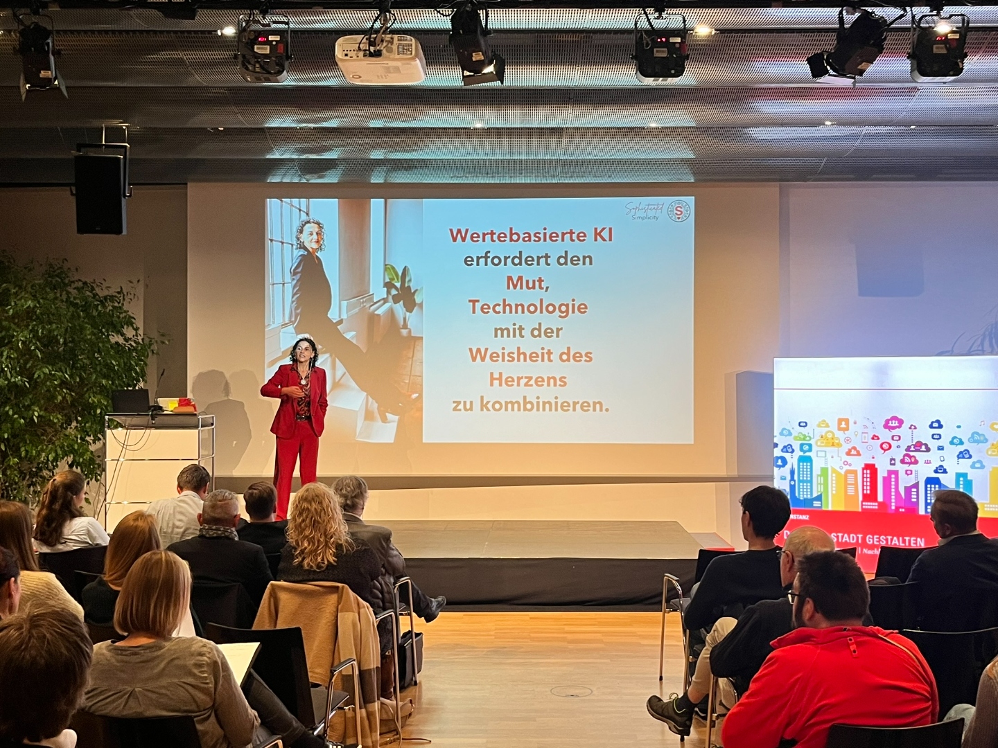 Sabine Singer — Keynote: Wertebasierte KI und die Weisheit des Herzens